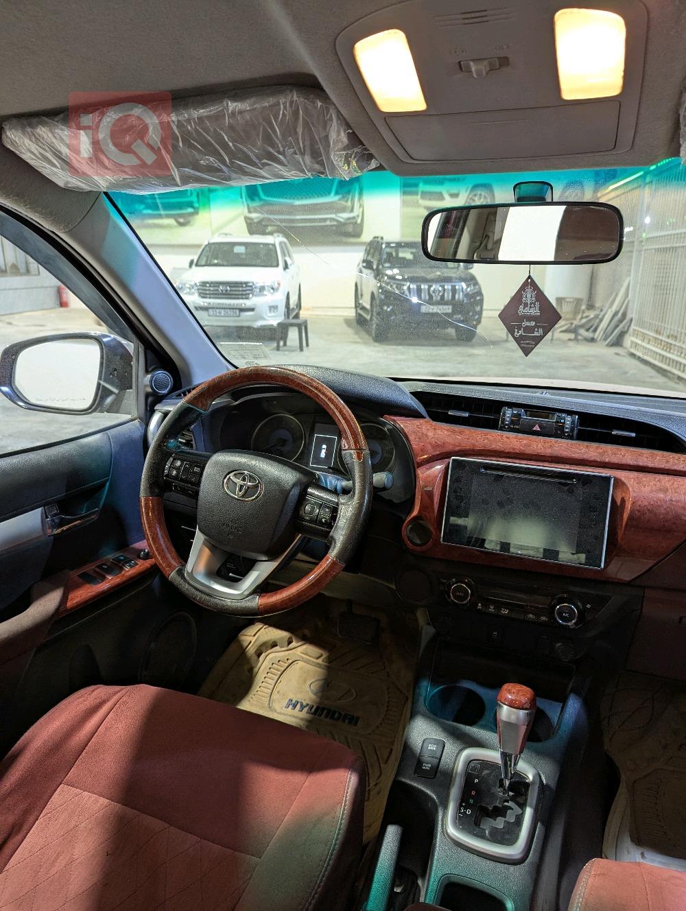 تويوتا هايلوكس